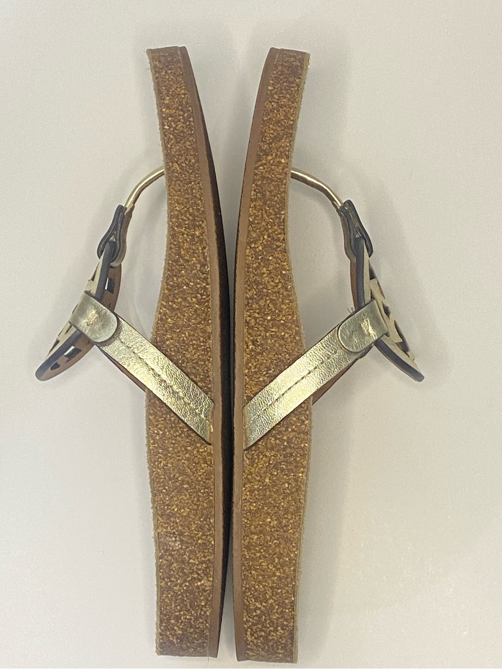 Tory Burch Miller Cloud Metallic Gold Cork Footbed Thong Sandals size 10 EUC - Picture 6 of 11